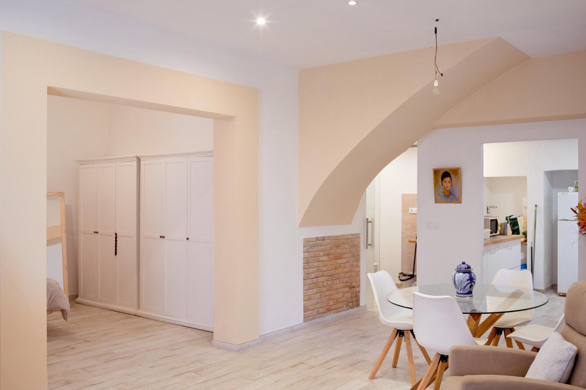 Loft Con Encanto En El Corazon Historico De Peralada Exterior foto